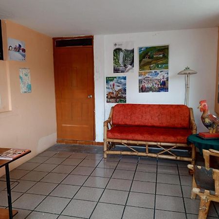 Hostal Rincon Del Turista Otavalo Exteriör bild