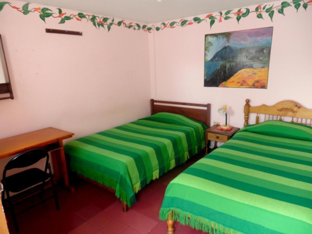 Hostal Rincon Del Turista Otavalo Exteriör bild