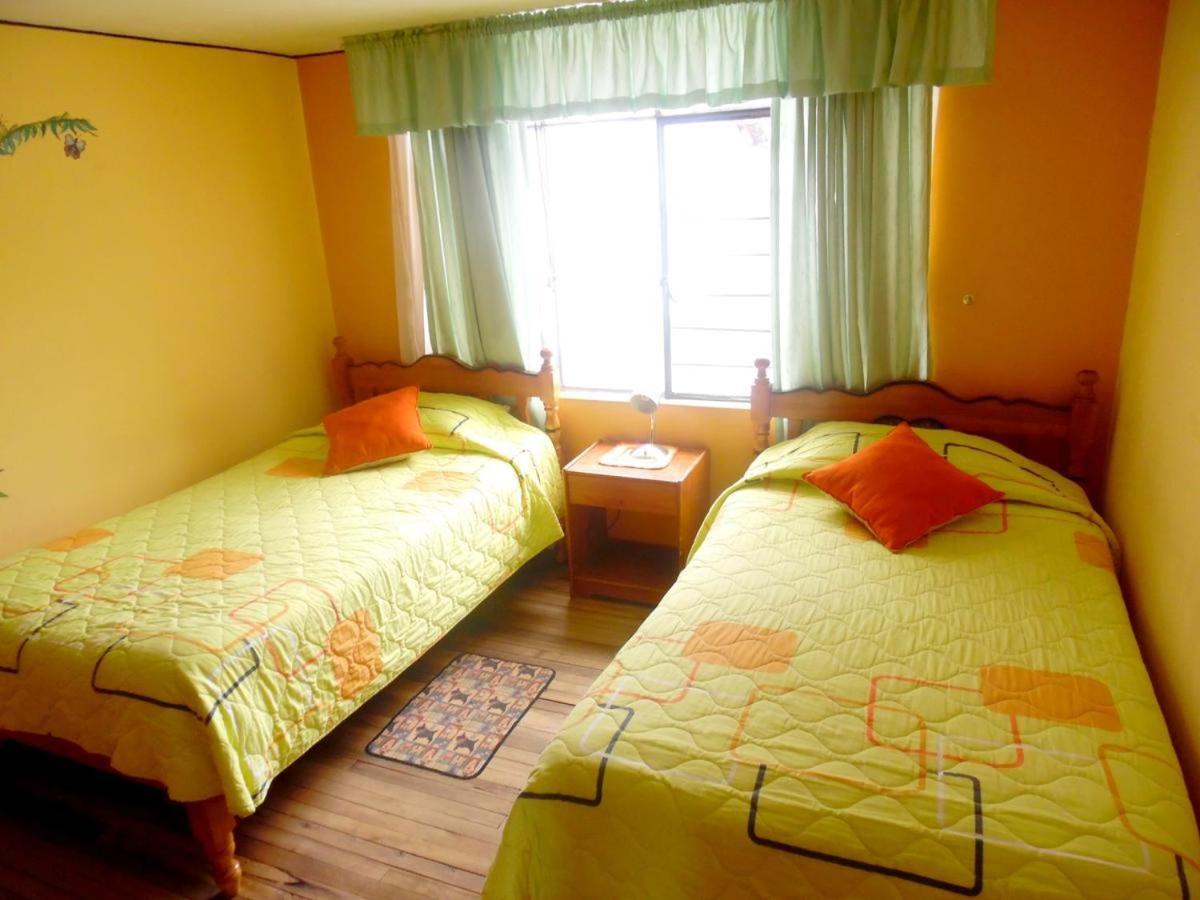 Hostal Rincon Del Turista Otavalo Exteriör bild